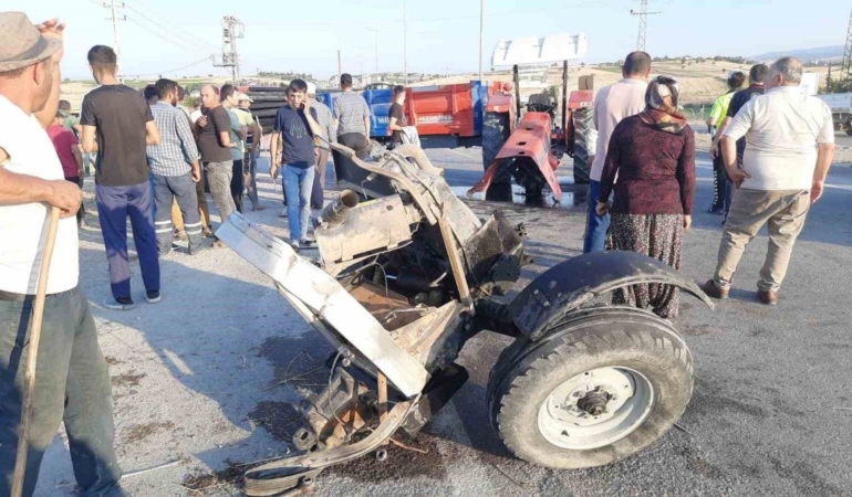 traktorle-kamyonet-carpisti-4-yarali-var