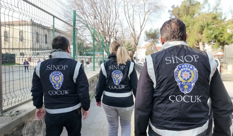 Sinop’ta okul çevrelerinde güvenlik tedbirleri alındı