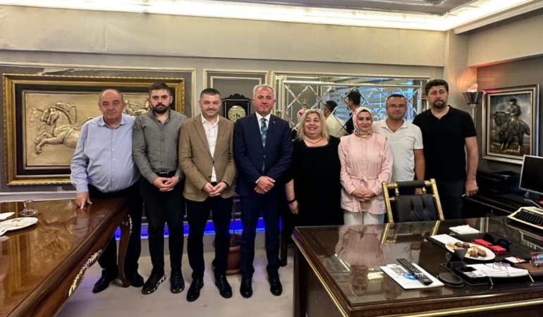 MKYK Üyesi Tokmak, Samsun’daki Sinoplularla buluştu