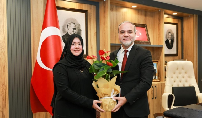 Rektör Prof. Dr. Uslu, dünyanın en etkili bilim insanları listesinde