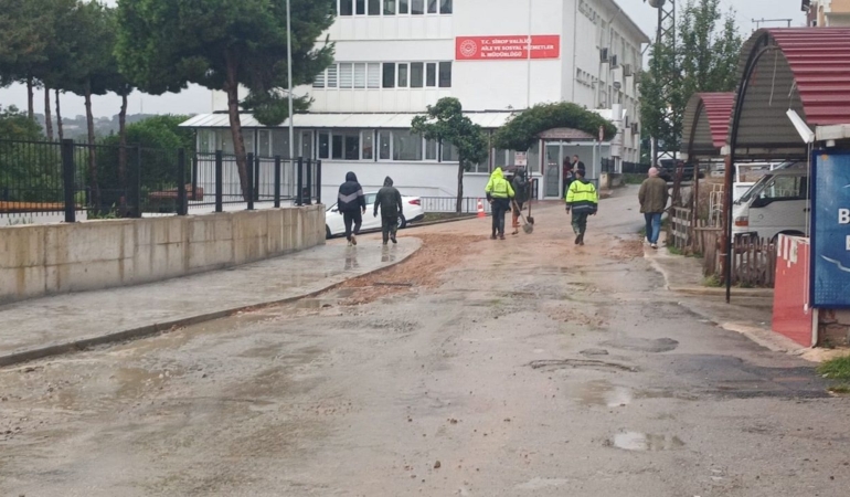 Tepki çeken su birikintisi sorunu giderildi