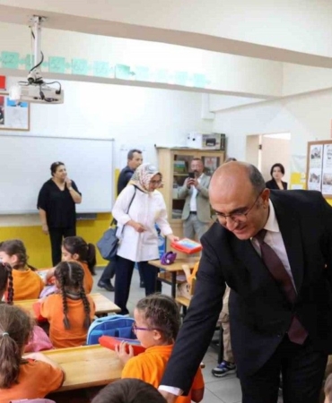 yedastan-ogrencilere-boyama-seti-destegi