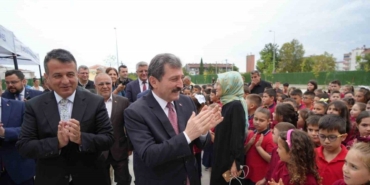 yeni-egitim-ogretim-yilinin-ilk-dersi-yesil-vatan