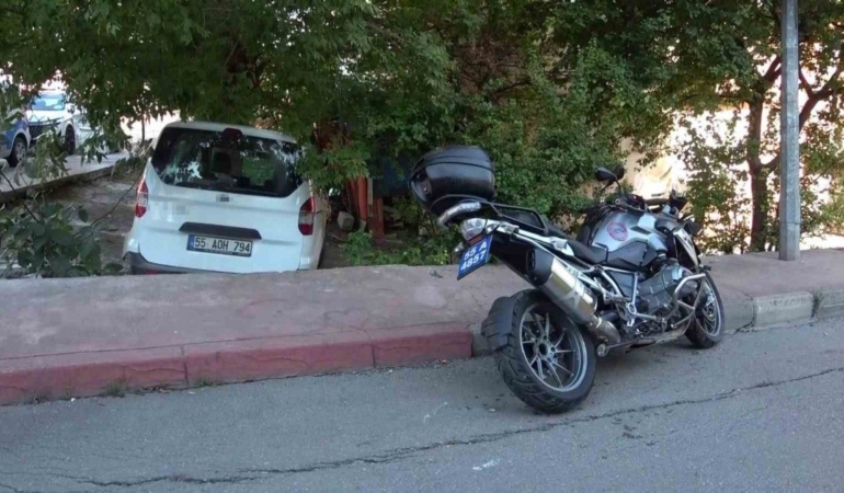 Yunus polisleri kaza yaptı: 2 polis yaralı!