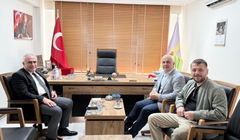 Sinop eski İl Emniyet Müdürü Çetiner’den Esnaf Odası’na ziyaret