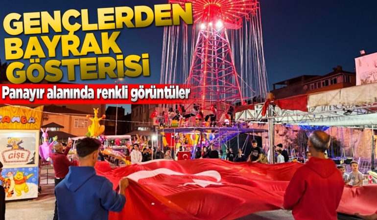 Türk bayrağı gösterisiyle gurur yaşattılar