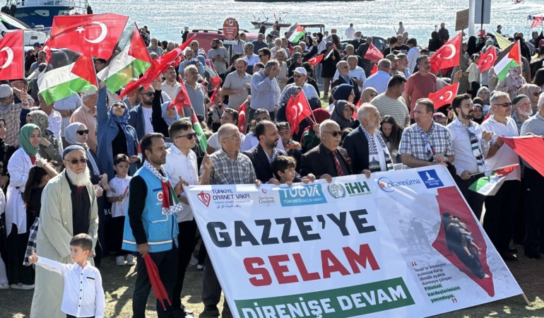 Sinop’ta ‘Özgür Filistin’in Yanındayız’ yürüyüşü yapıldı