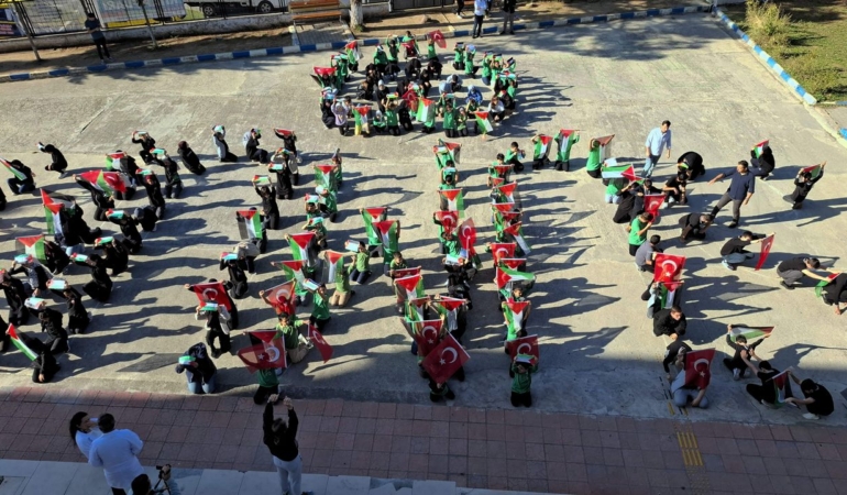 Sinop’ta öğrencilerden ‘Filistin ve Gazze’ temalı farkındalık etkinliği