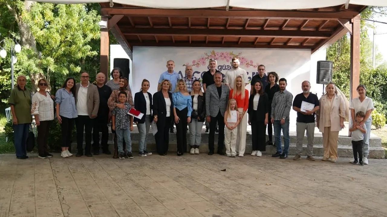 atakumun-en-guzel-balkon-ve-bahce-sahipleri-odullendirildi