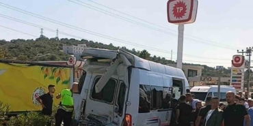 ayni-noktada-iki-kaza-2-olu-9-yarali