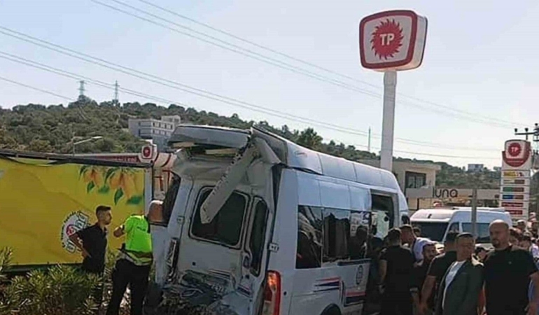 Aynı noktada iki kaza: 2 ölü, 9 yaralı