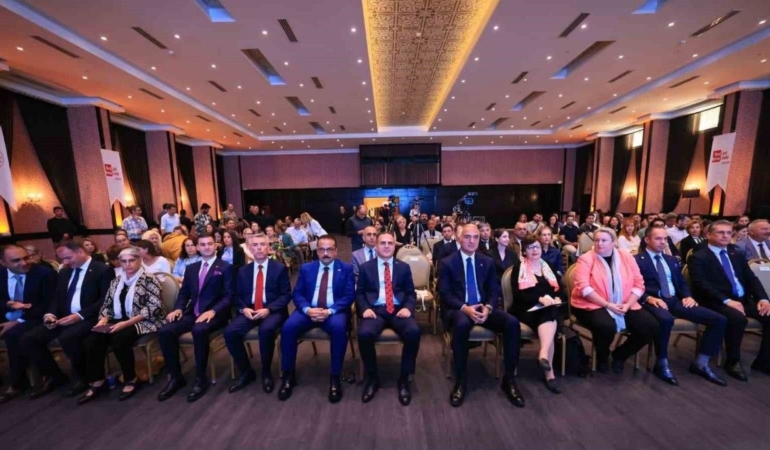 Bakan Ersoy: “9 bin kültür varlığı geri iade edildi”