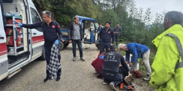 devrilen-tarim-aracindaki-2-kisi-yaralandi