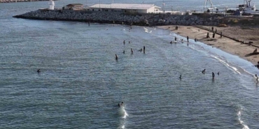 ekim-ayinda-deniz-keyfi-yaptilar