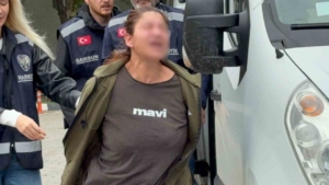 evinde-yasakli-madde-ele-gecirilen-kadin-tutuklandi