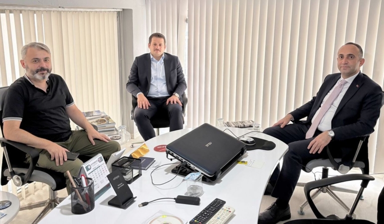 Vali Yardımcıları Bulat ve Yüksel’den Vitrin Haber’e ziyaret