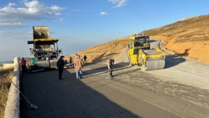 harmantepe-sehitligi-yolunda-calismalar-suruyor
