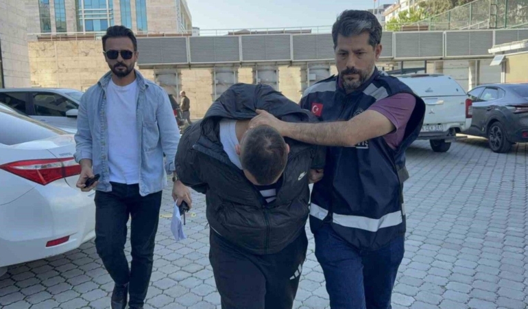 İkamet kurşunlama olayının firari şüphelisi adliyeyede