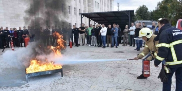 itfaiyeden-polislere-yangin-egitimi