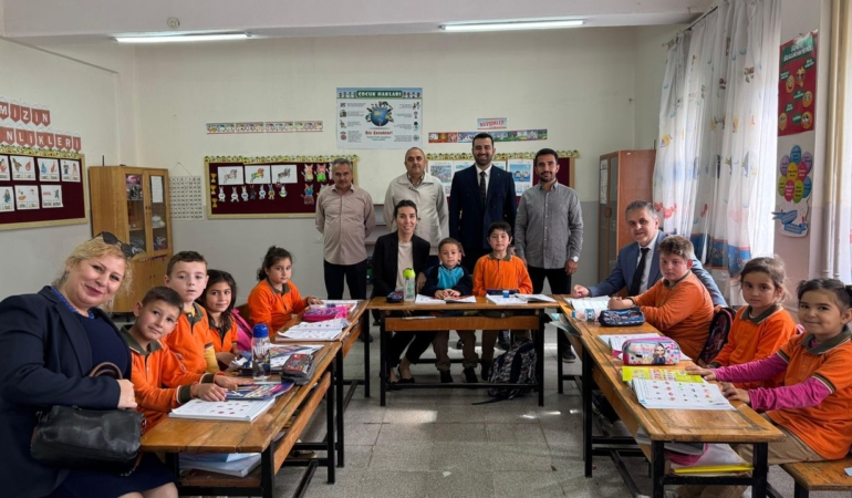 Kaymakam Büyüker’den ilkokul ziyareti