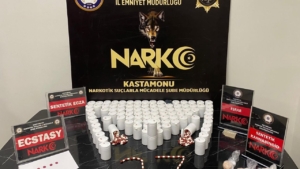 narkotik-operasyonunda-2-zanli-tutuklandi