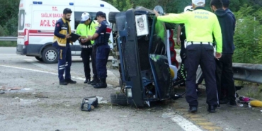 otomobil-takla-atti-2-yarali