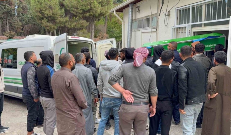 Otomobilin çarptığı çocuk hayatını kaybetti