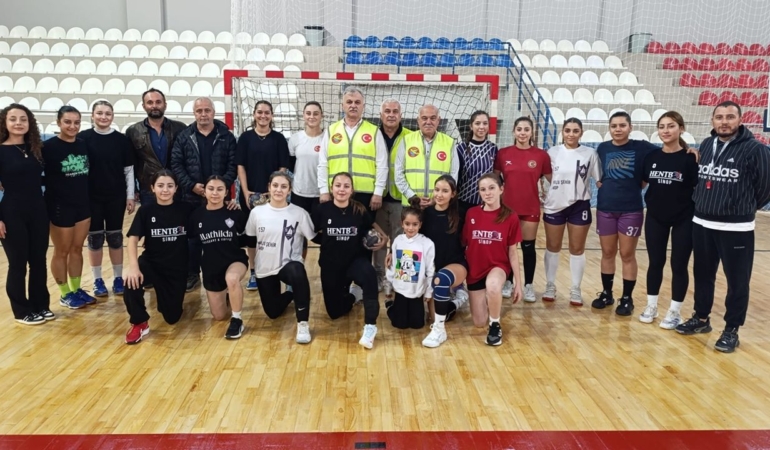 Sinop THK’den Sinopspor Kadın Hentbol Takımı’na ziyaret