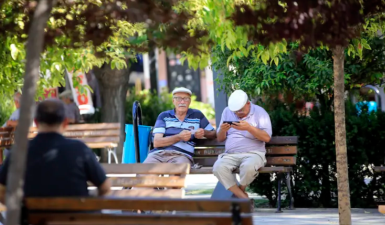 İstanbul'da pazar günü termometreler 33 dereceyi görecek
