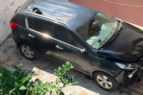 SİNOP'TA OTOMOBİL APARTMAN BOŞLUĞUNA DÜŞTÜ