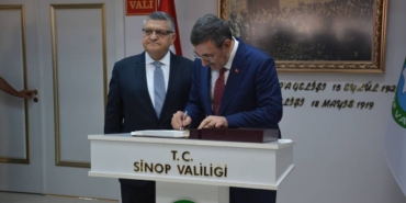 CUMHURBAŞKANI YARDIMCISI CEVDET YILMAZ SİNOP’TA