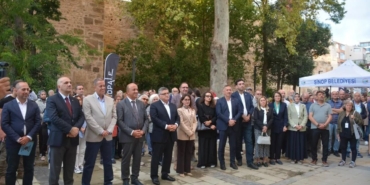 SİNOPALE SANATSEVERLERLE BULUŞTU
